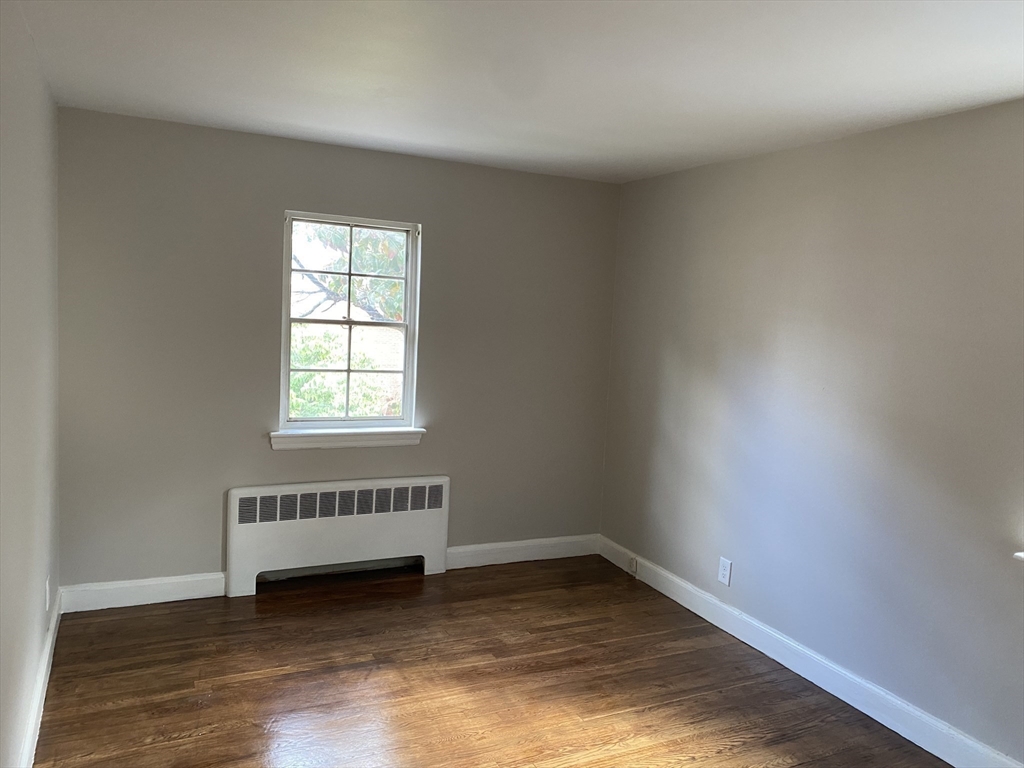 33 Charlesbank Road, Unit 33 Newton, MA 02458 - Photo 6 of 27