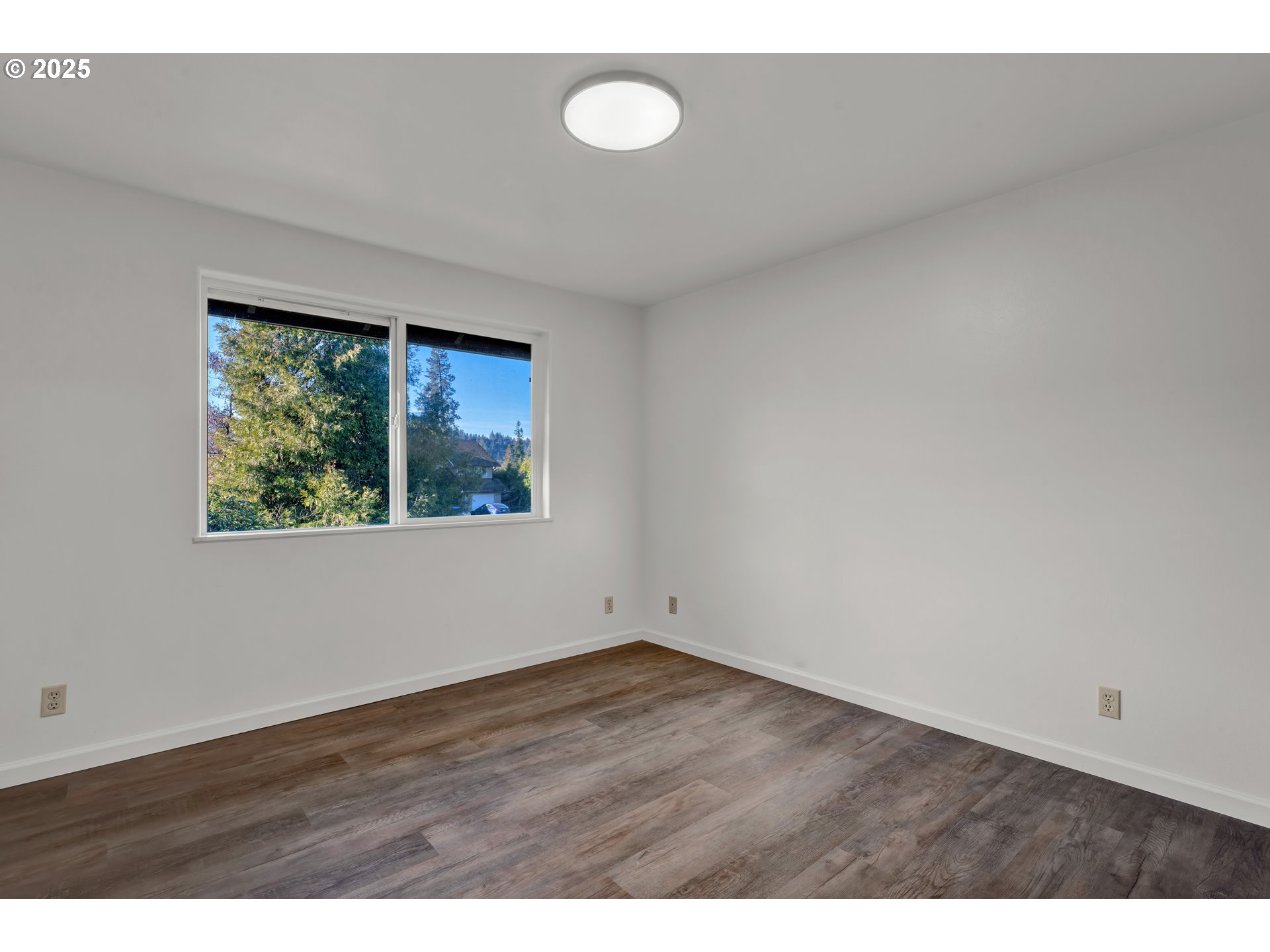 76330 Rainbow Road Oakridge, OR 97463 - Photo 20 of 34