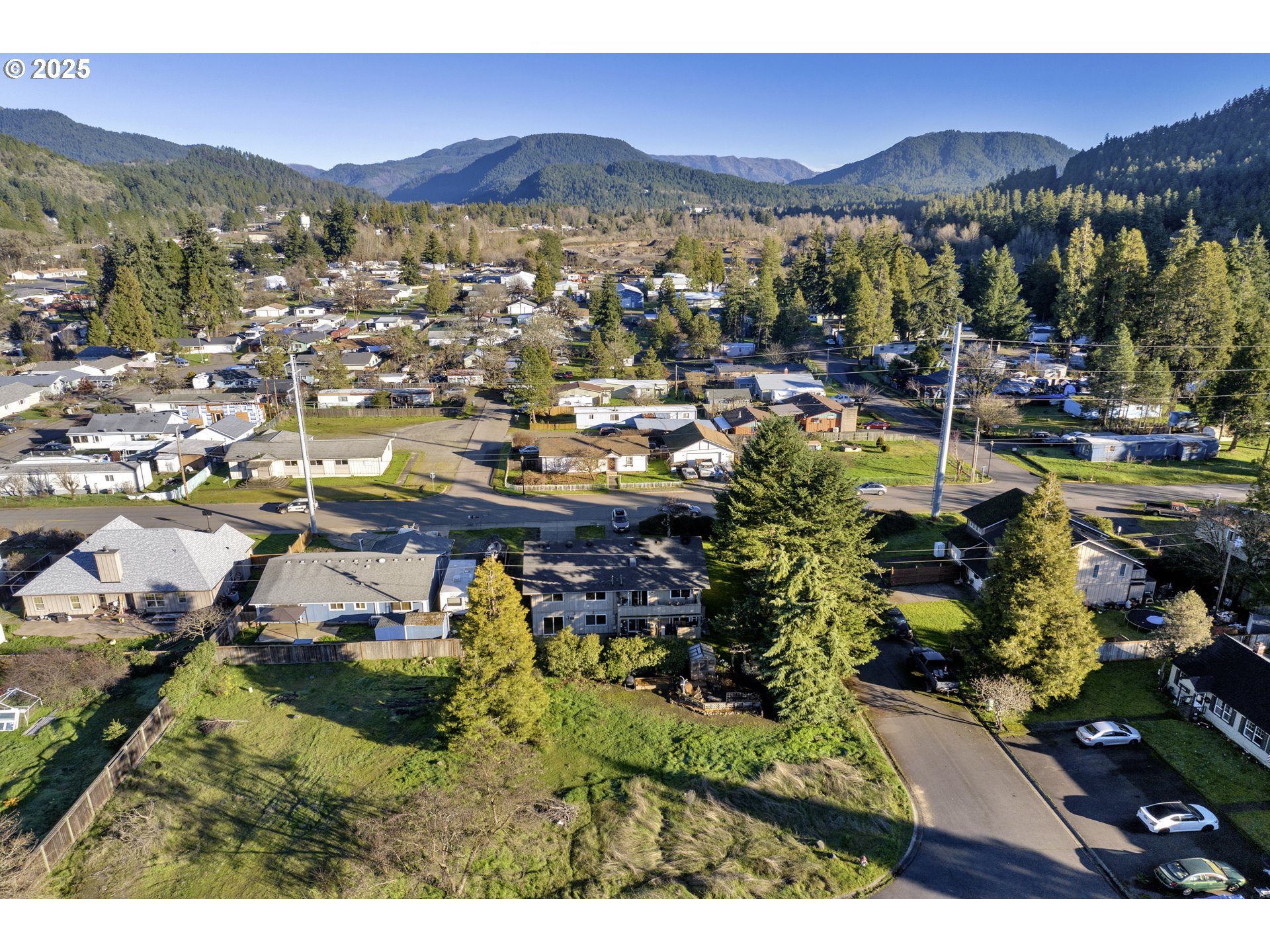 76330 Rainbow Road Oakridge, OR 97463 - Photo 34 of 34