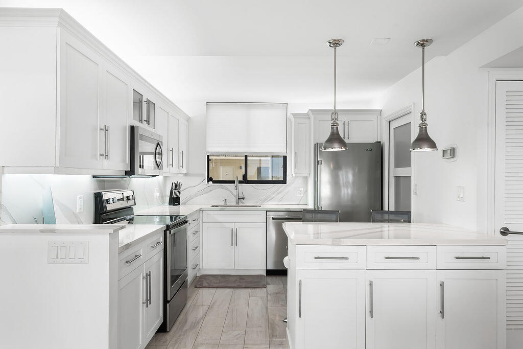 300 Ocean Trail Way, Unit 301 Jupiter, FL 33477 - Photo 13 of 64 300OceanTrail301_7-3