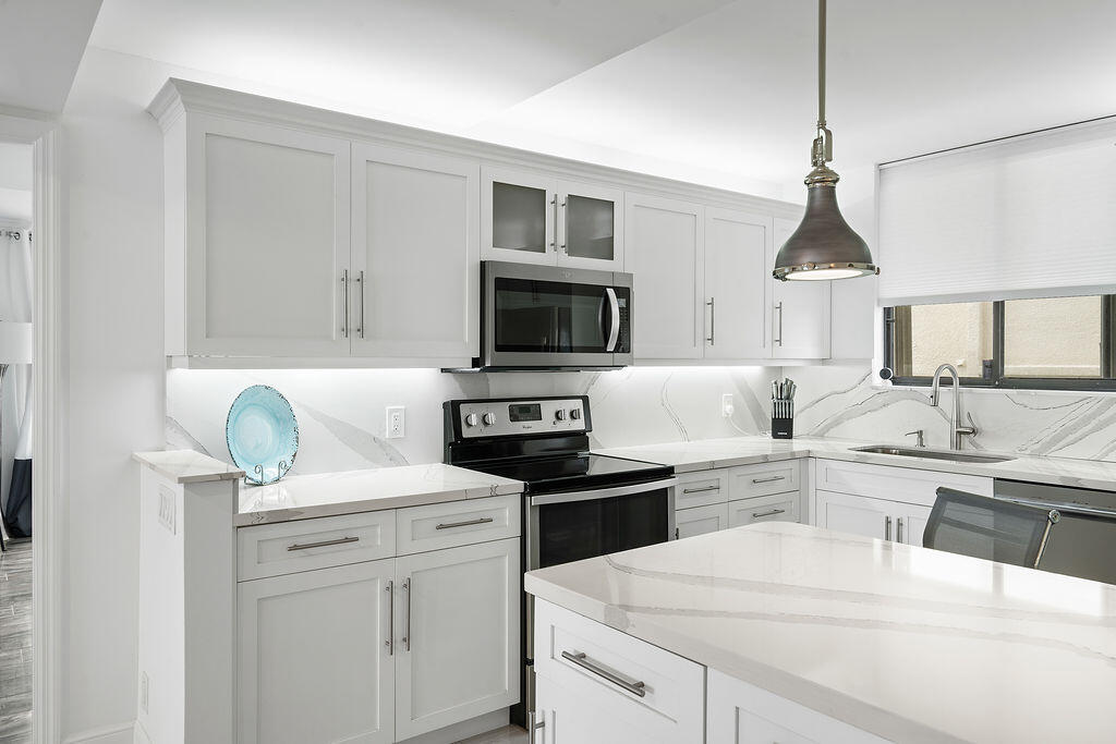 300 Ocean Trail Way, Unit 301 Jupiter, FL 33477 - Photo 14 of 64 300OceanTrail301_8-3