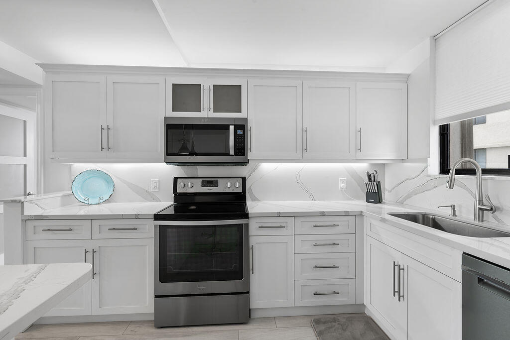 300 Ocean Trail Way, Unit 301 Jupiter, FL 33477 - Photo 16 of 64 300OceanTrail301_10-3