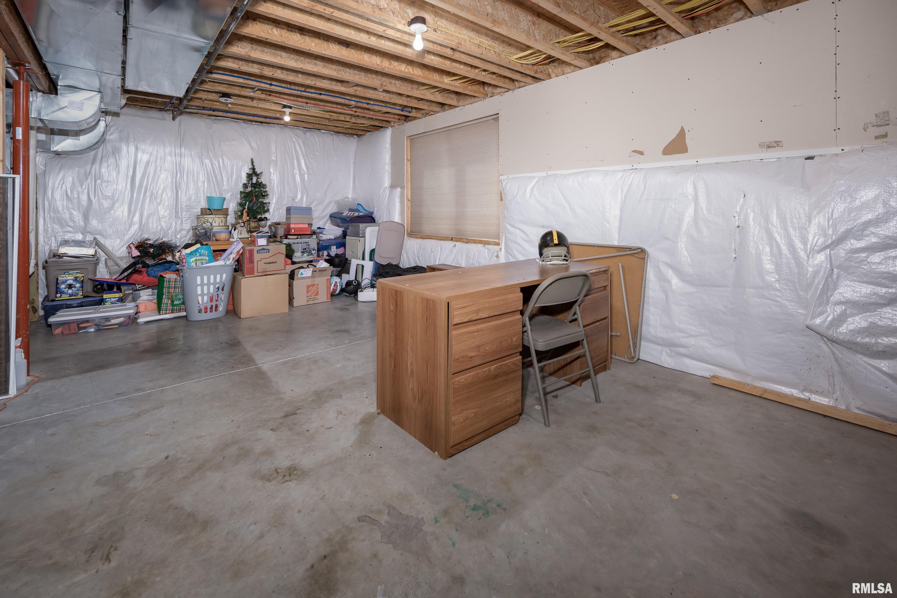 2348 Jersey Ridge Road Davenport, IA 52803 - Photo 28 of 35 Gallery Image 28
