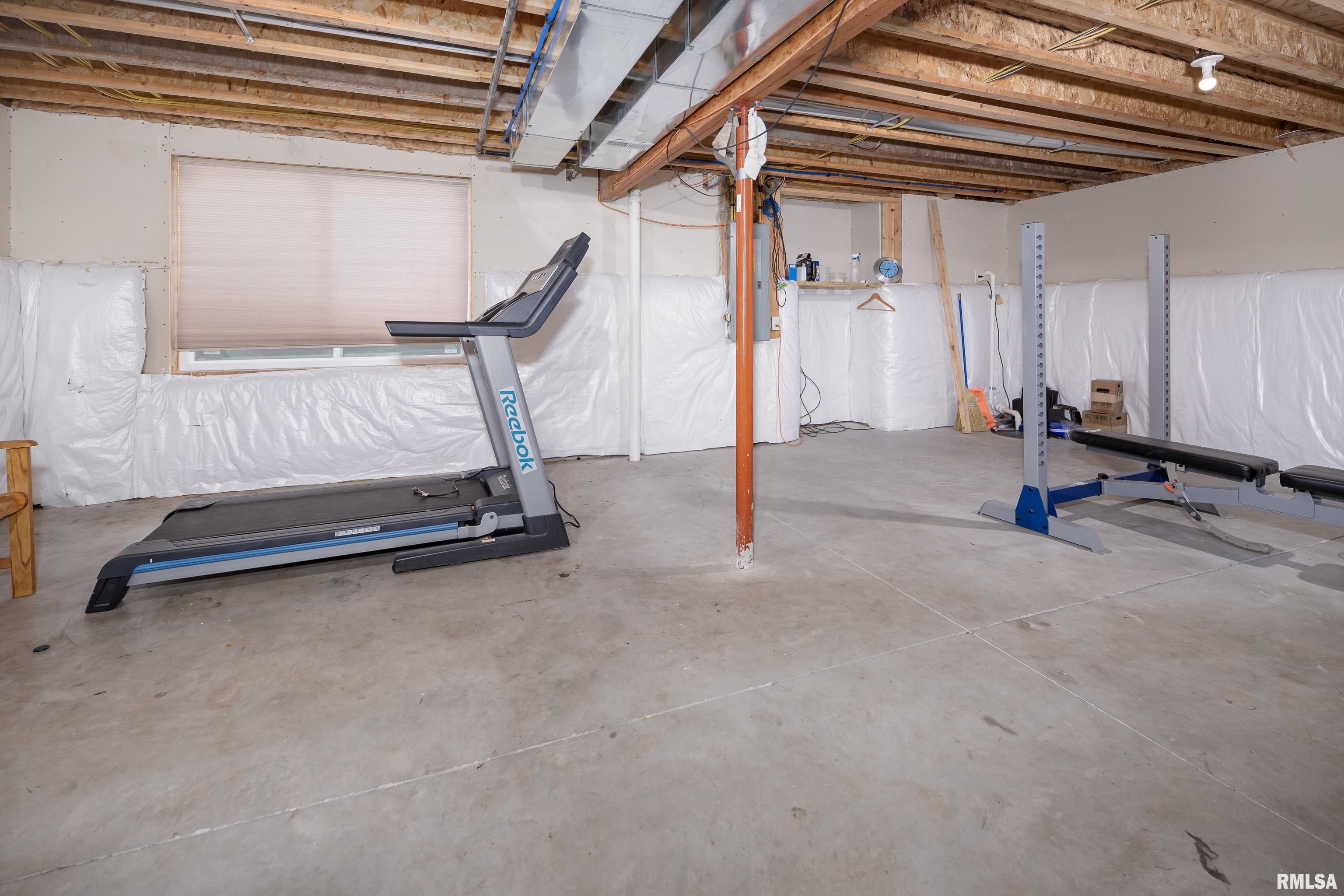 2348 Jersey Ridge Road Davenport, IA 52803 - Photo 29 of 35 Gallery Image 29