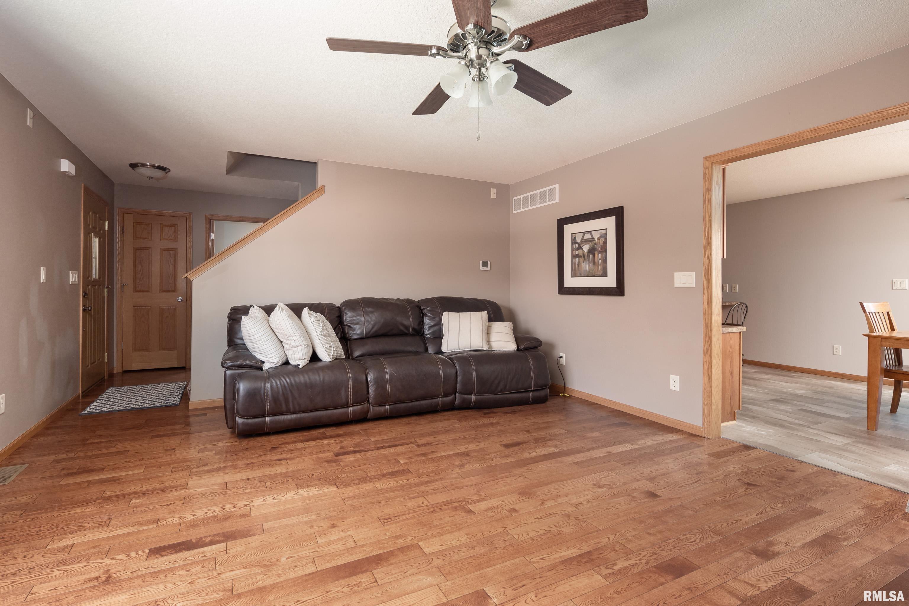 2348 Jersey Ridge Road Davenport, IA 52803 - Photo 3 of 35 Gallery Image 3