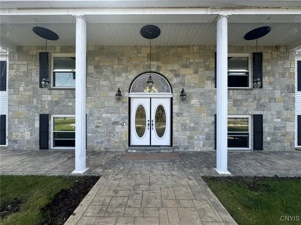 $629,000 | 10434 Mapledale Road, Trenton, NY 13304