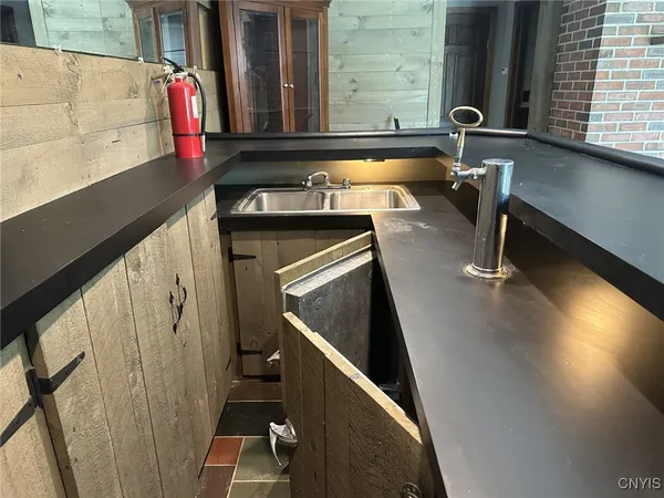 $629,000 | 10434 Mapledale Road, Trenton, NY 13304