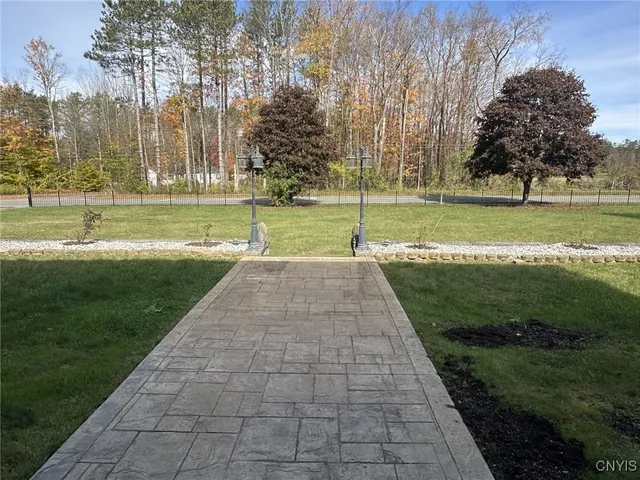 $749,000 | 10434 Mapledale Road, Trenton, NY 13304