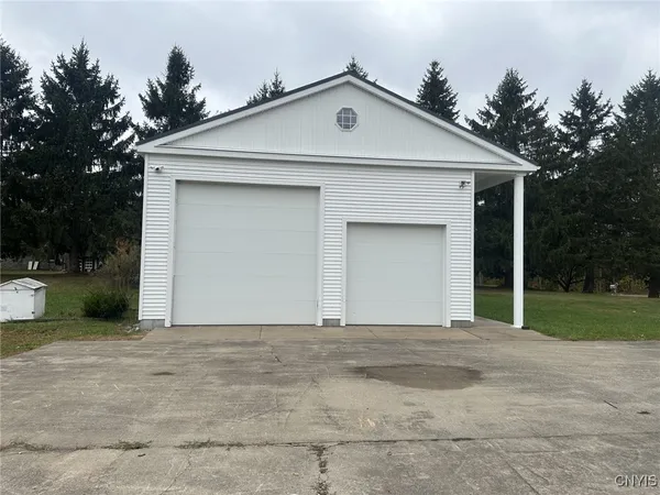 $629,000 | 10434 Mapledale Road, Trenton, NY 13304