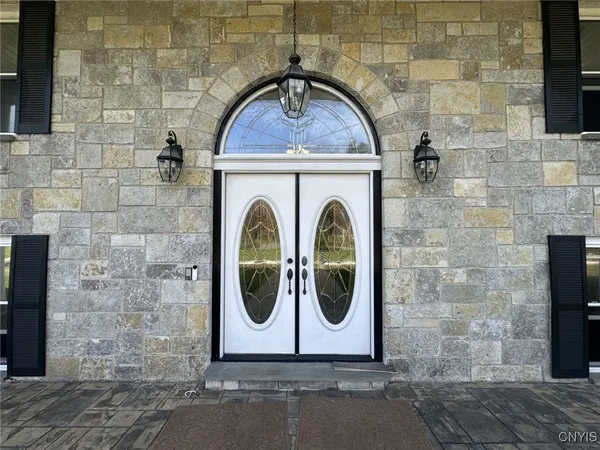 $629,000 | 10434 Mapledale Road, Trenton, NY 13304