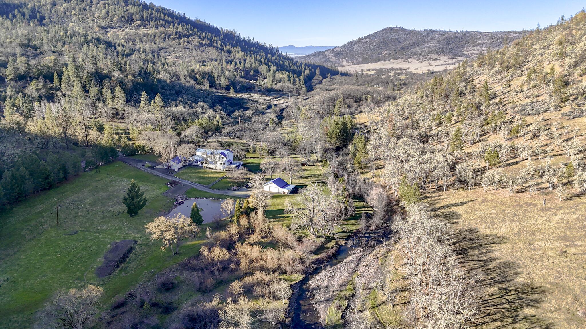 7555 East Antelope Road Eagle Point, OR 97524 - Photo 54 of 58 DJI_20260115144834_0015_D-HDR