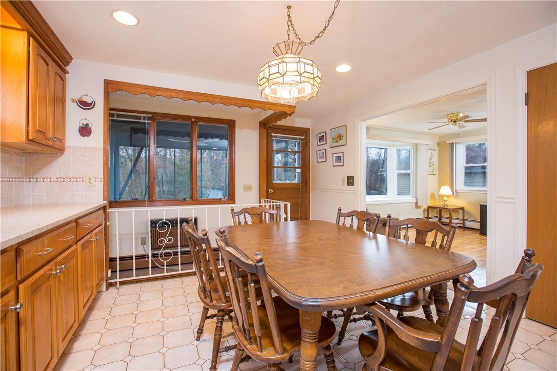 54 Delway Road Cranston, RI 02910 - Photo 8 of 17