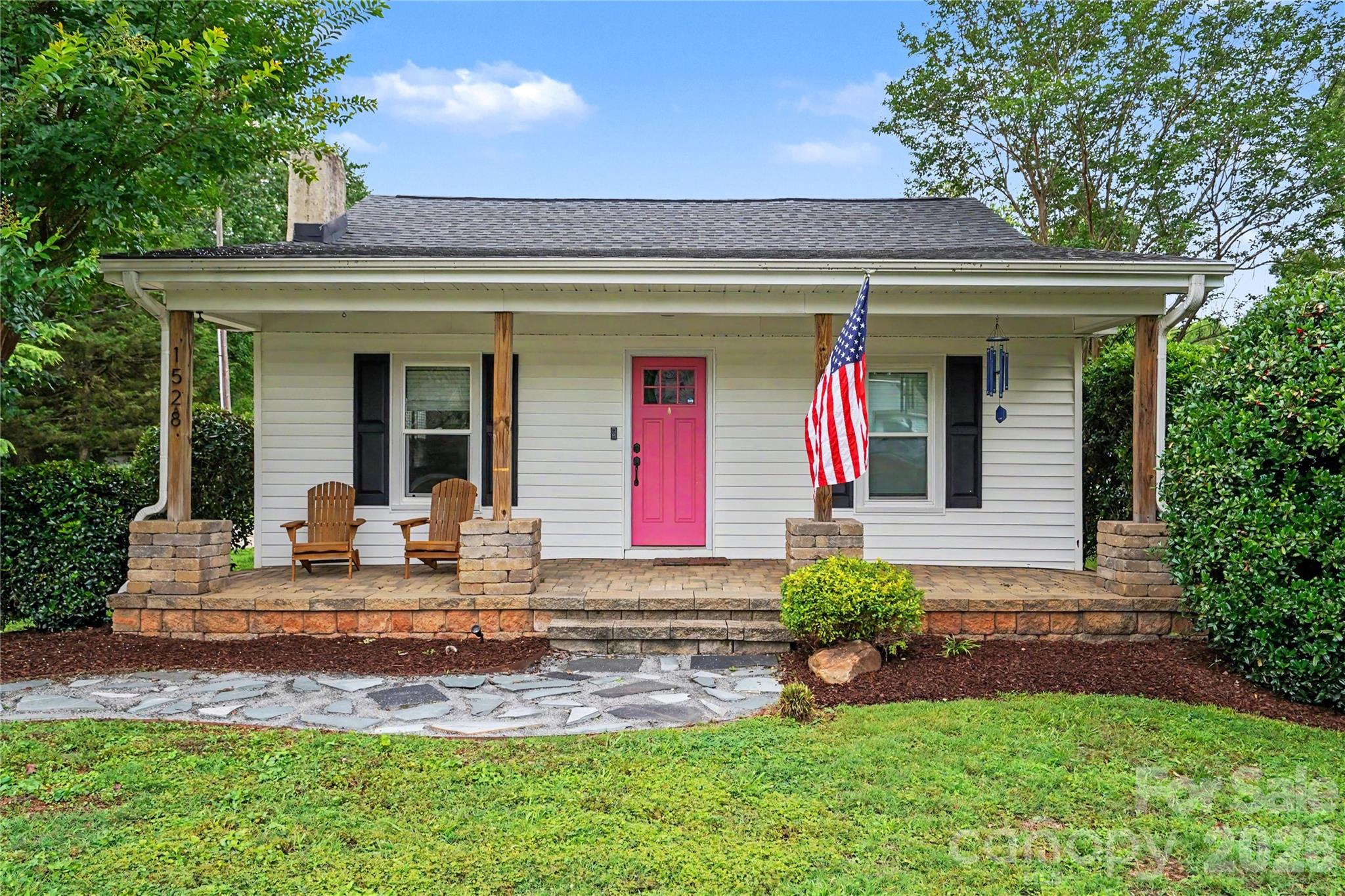 1528 South Point Road Belmont, NC 28012 - Photo 1 of 39