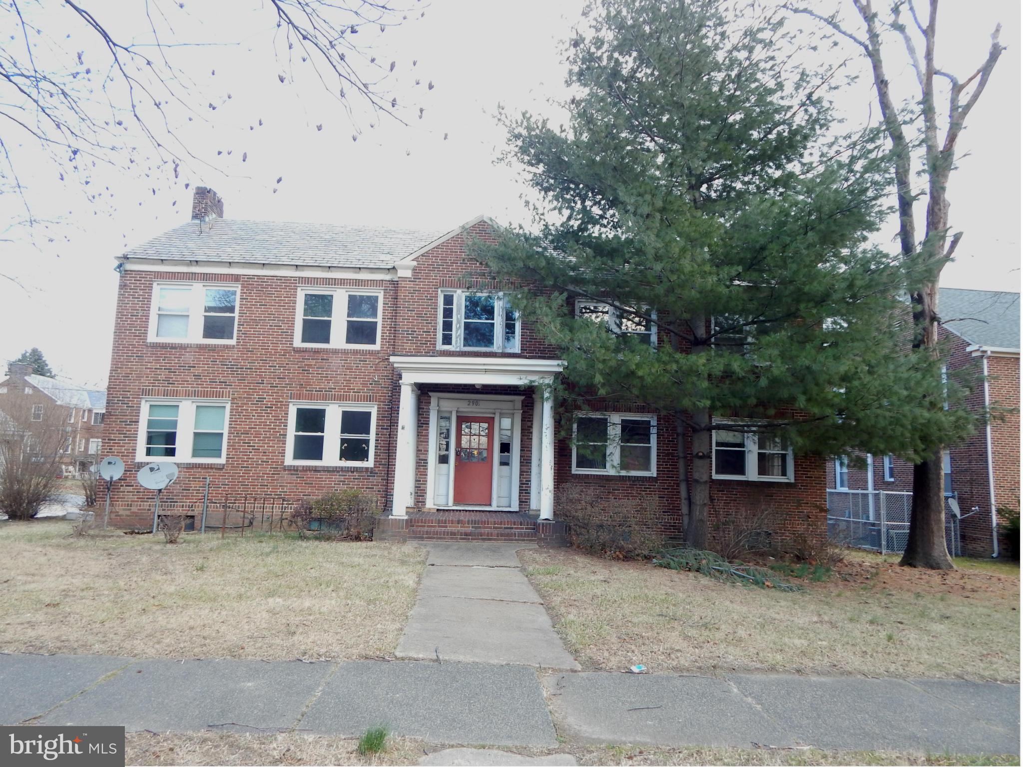 2901 Dunglow Road Dundalk, MD 21222 - Photo 1 of 10 Exterior (Front)