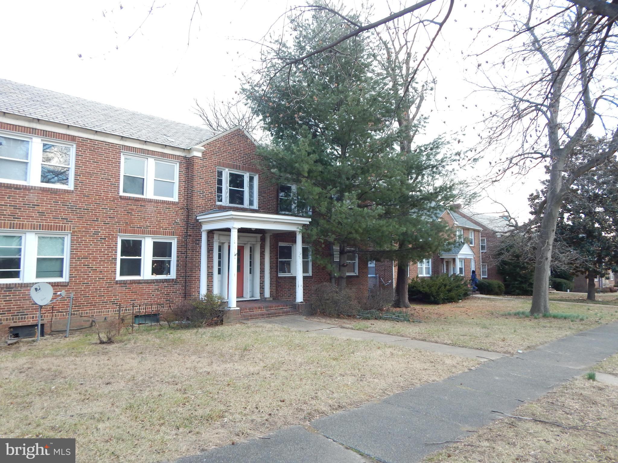 2901 Dunglow Road Dundalk, MD 21222 - Photo 6 of 10 Exterior (Front)