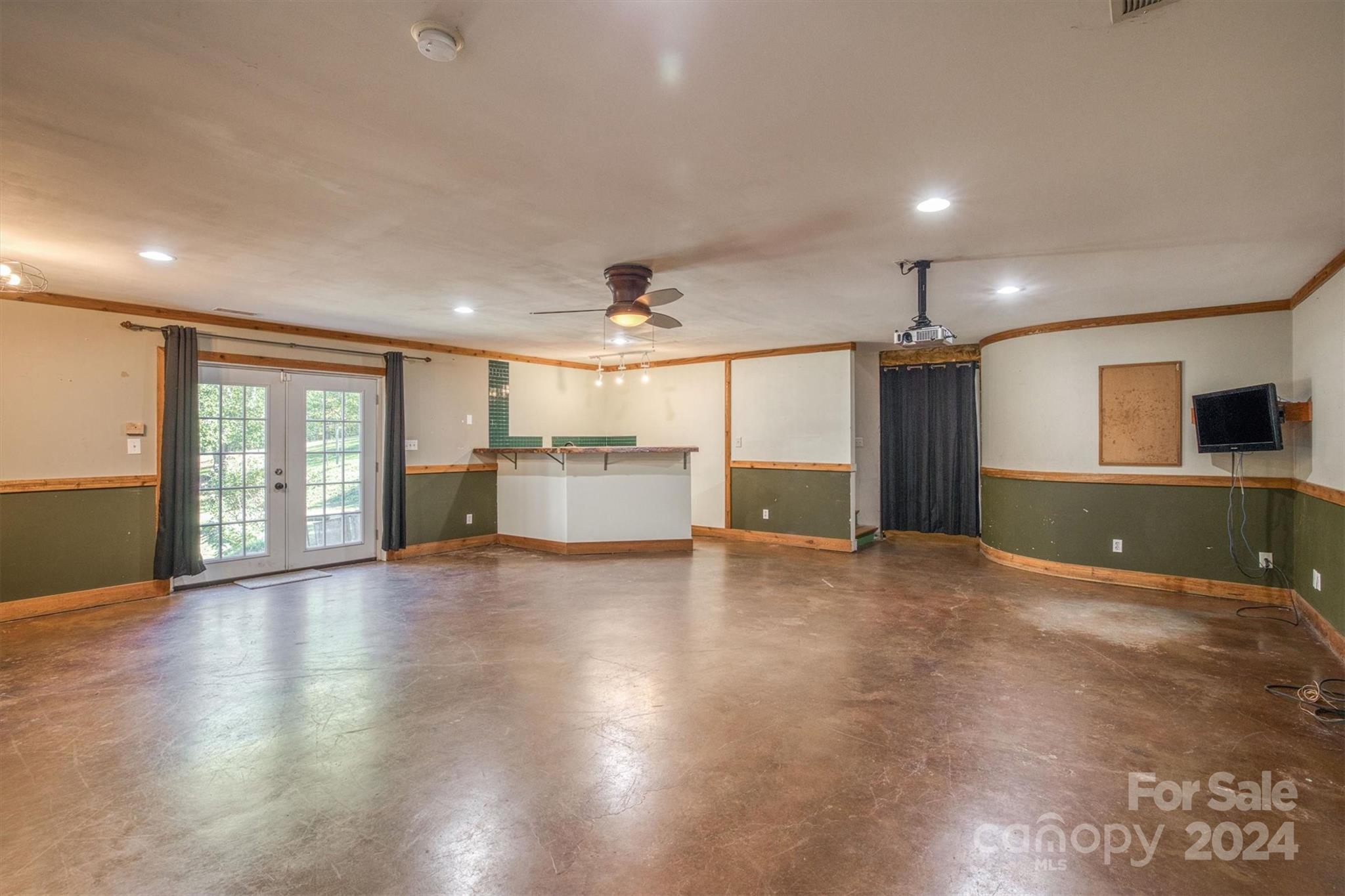 932 Airport Rhodhiss Road Hickory, NC 28601 - Photo 20 of 25 Gallery Image 20