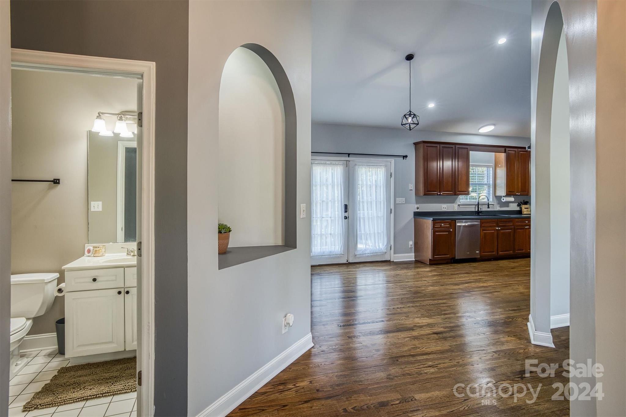 932 Airport Rhodhiss Road Hickory, NC 28601 - Photo 5 of 25 Gallery Image 5