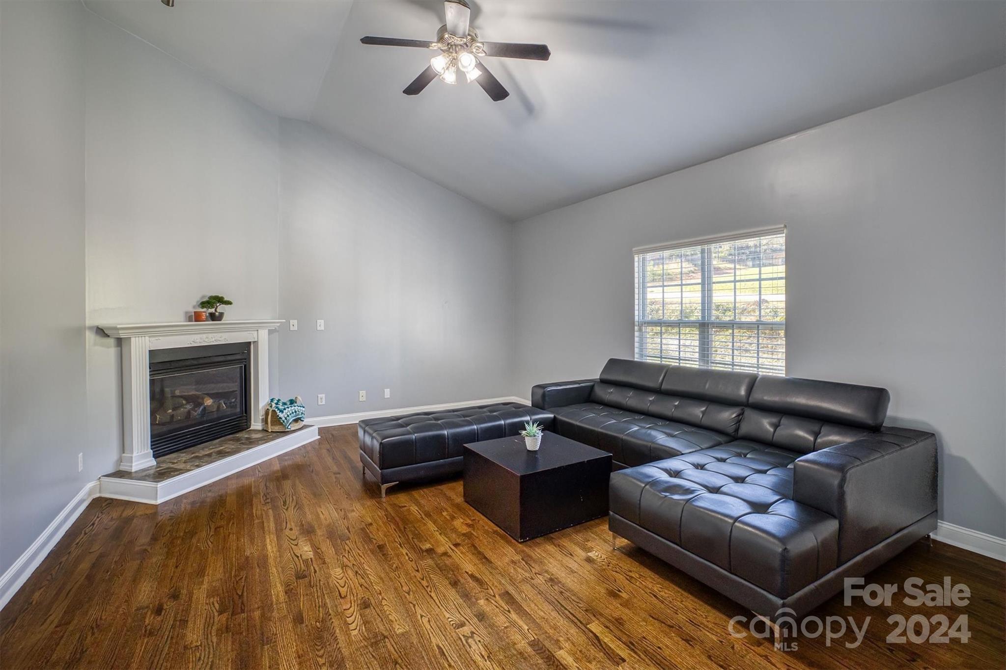 932 Airport Rhodhiss Road Hickory, NC 28601 - Photo 7 of 25 Gallery Image 7