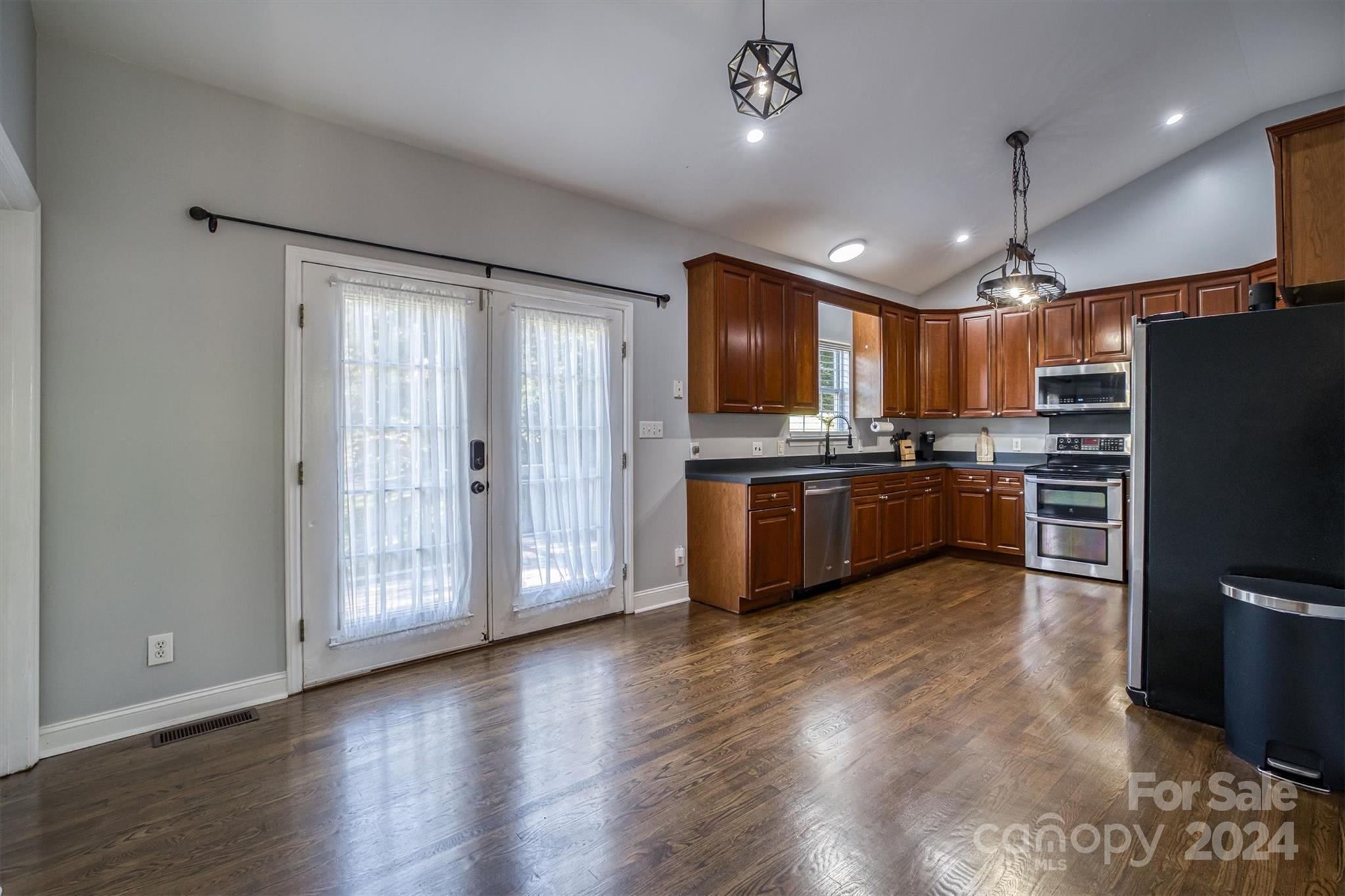 932 Airport Rhodhiss Road Hickory, NC 28601 - Photo 9 of 25 Gallery Image 9