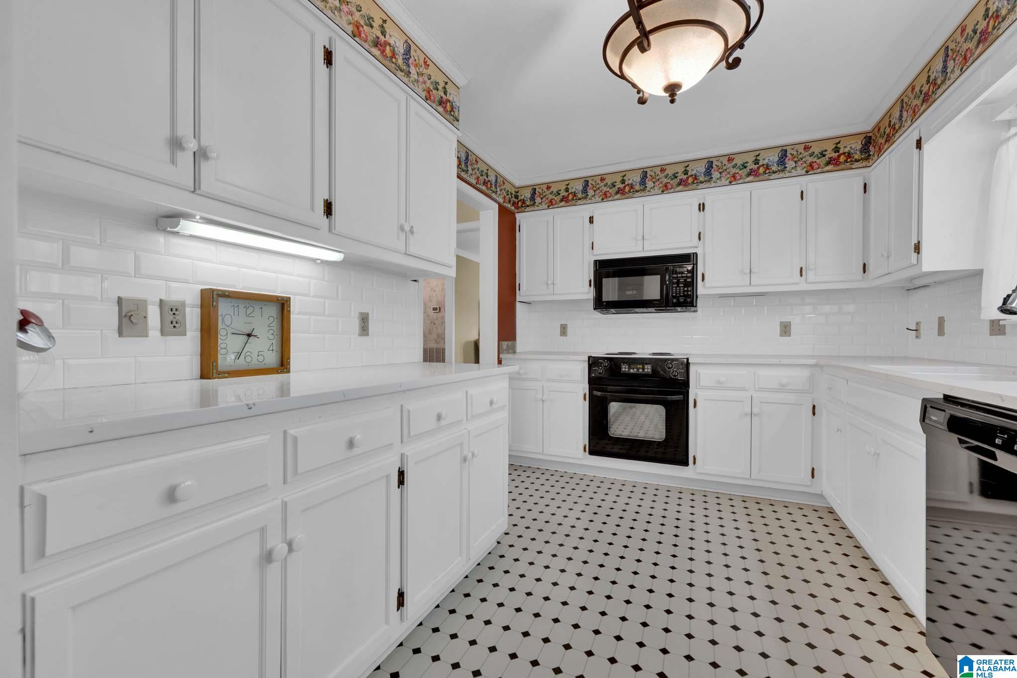 1502 Beth Street Northwest Cullman, AL 35055 - Photo 24 of 38