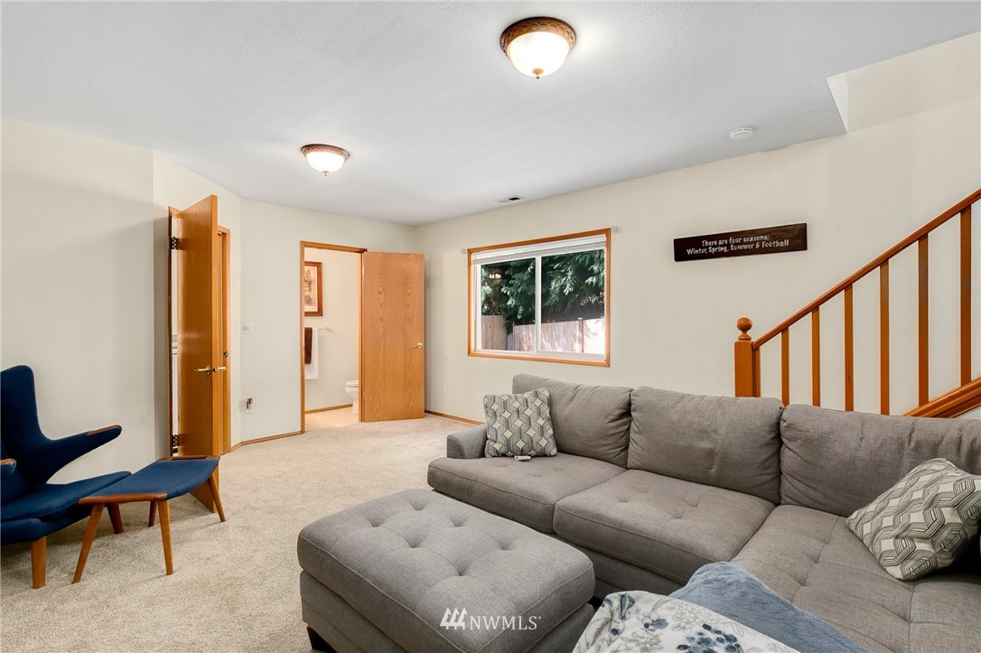 3307 200th Place Southeast Bothell, WA 98012 - Photo 13 of 25