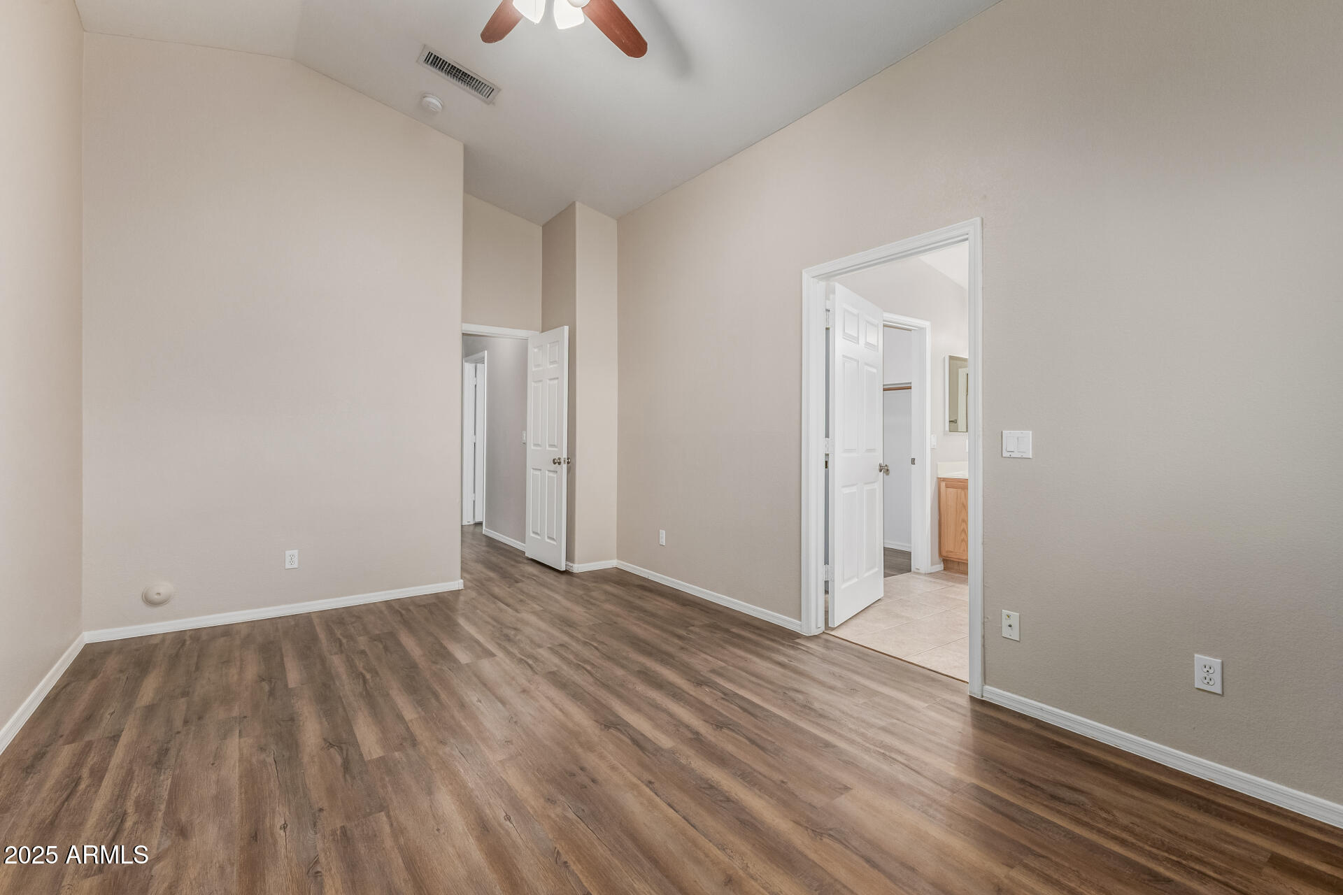 13842 West Bola Drive Surprise, AZ 85374 - Photo 14 of 26 20 Bola