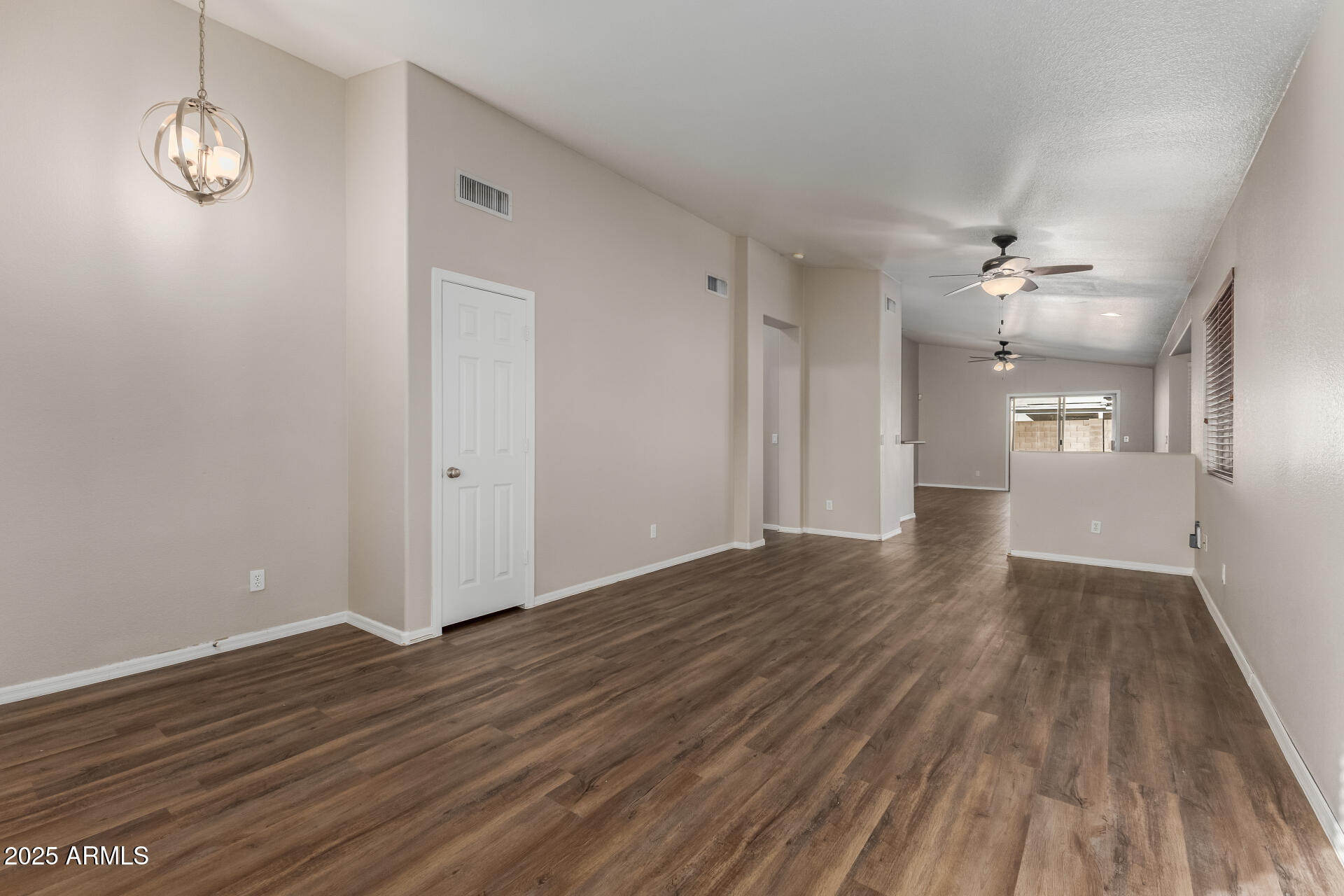 13842 West Bola Drive Surprise, AZ 85374 - Photo 3 of 26 09 Bola