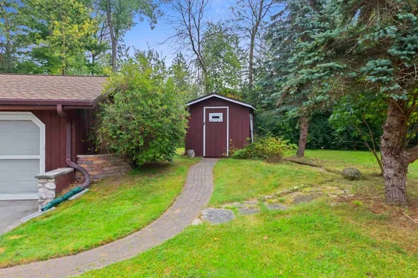 $699,900 | W5790 Point Lane, Crivitz, WI 54114