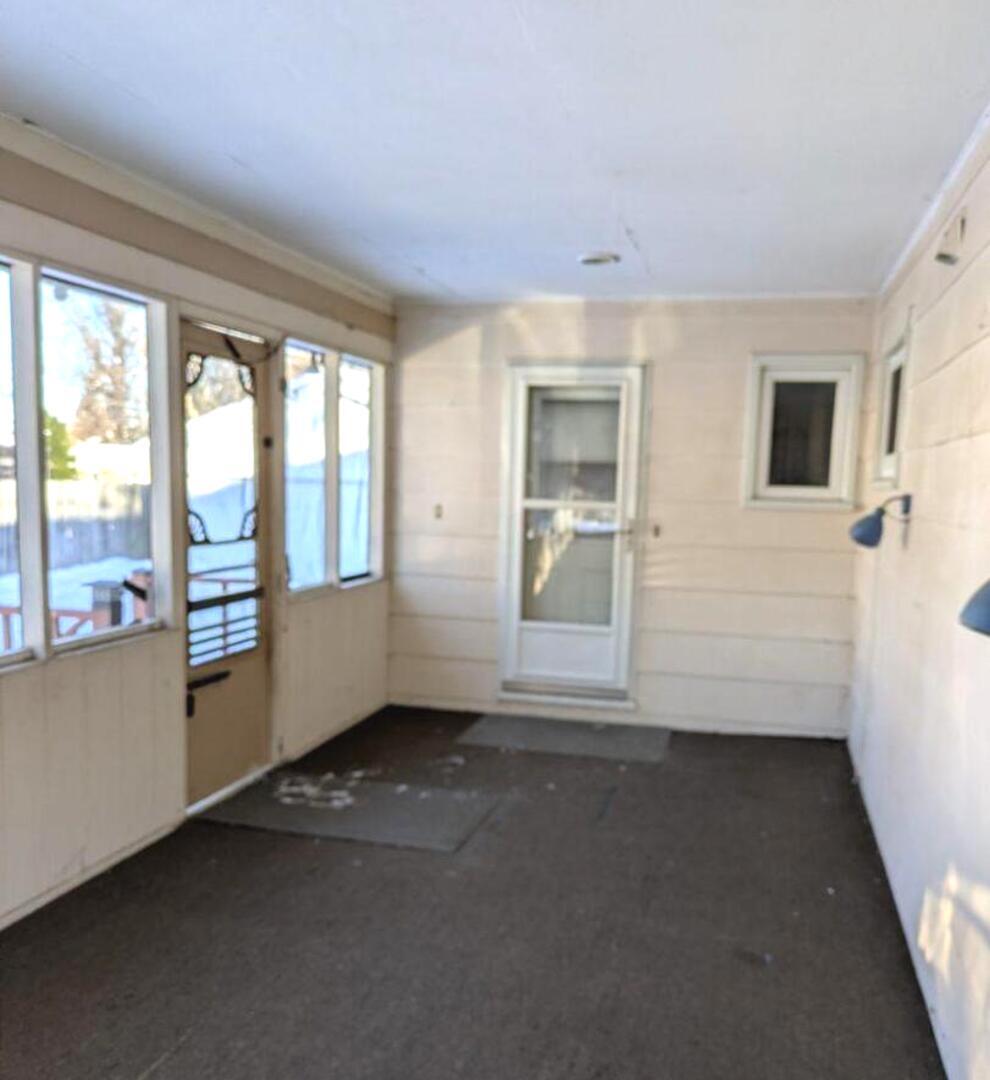 21W230 Pershing Avenue Lombard, IL 60148 - Photo 3 of 41 an empty room with windows