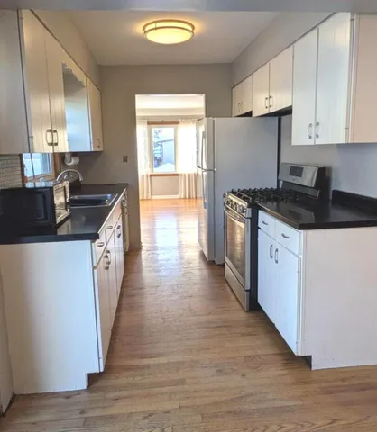 $349,900 | 21W230 Pershing Avenue, Lombard, IL 60148