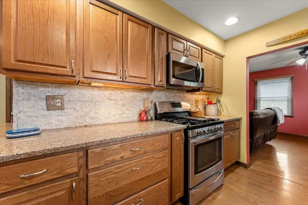 $345,000 | 37 Ashley Lane, Champaign, IL 61820