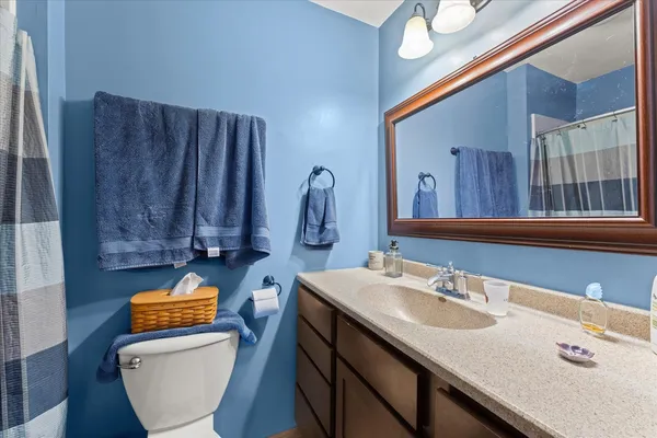 $345,000 | 37 Ashley Lane, Champaign, IL 61820