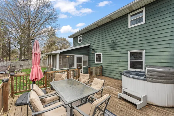 $345,000 | 37 Ashley Lane, Champaign, IL 61820