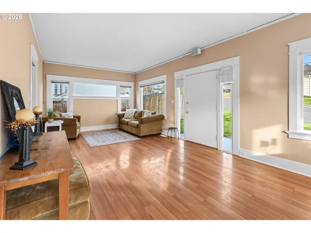 $375,000 | 615 Northwest 3rd Street, Pendleton, OR 97801