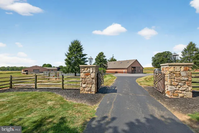 $2,450,000 | 844 Spruce Street, Annville, PA 17003