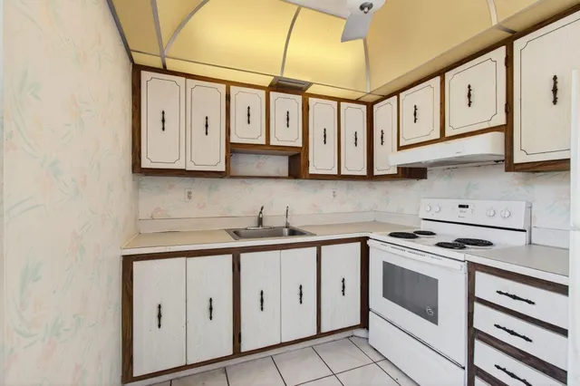 a view of an empty room with window