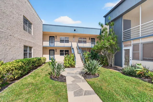 $1,400 | 180 Flanders C, Delray Beach, FL 33484