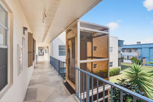 $1,400 | 180 Flanders C, Delray Beach, FL 33484