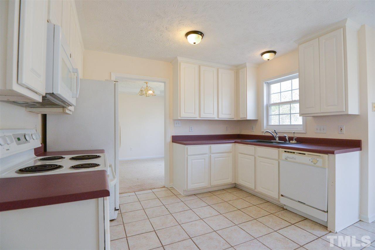 40 Robeson Court Spring Lake, NC 28390 - Photo 9 of 24 Gallery Image 9