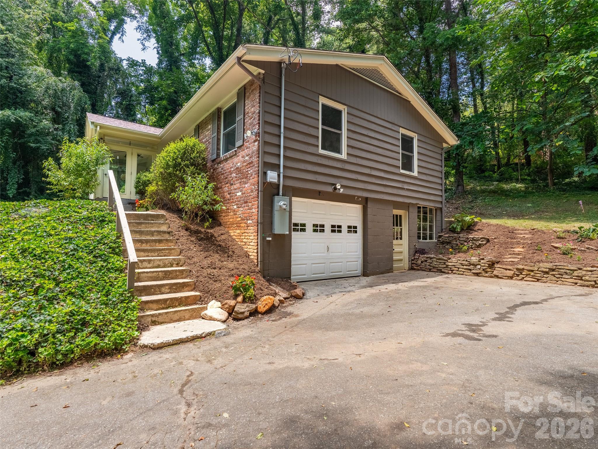 41 Pinehurst Road Asheville, NC 28805 - Photo 2 of 42