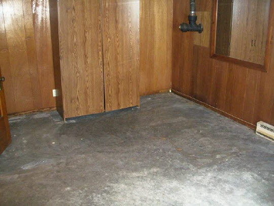 3840 East Winneshiek Road Freeport, IL 61032 - Photo 8 of 9 Gallery Image 8