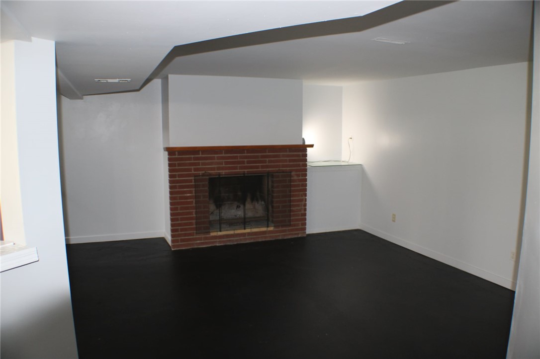 7131 Elk Creek Road Middletown, OH 45042 - Photo 2 of 35