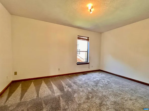 $2,200 | 1 Old Mill Court, Palmyra, VA 22963