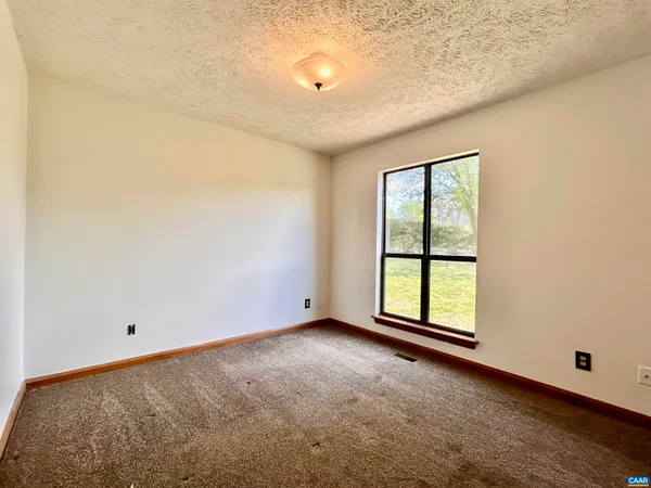 $2,200 | 1 Old Mill Court, Palmyra, VA 22963