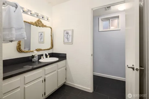 $1,550,000 | 18945 Northeast 20th Court, Redmond, WA 98052