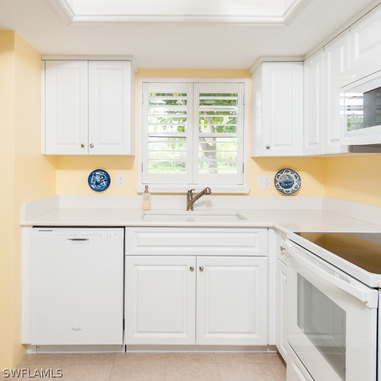 16007 Davis Road, Unit 211 Fort Myers, FL 33908 - Photo 16 of 32 Gallery Image 16
