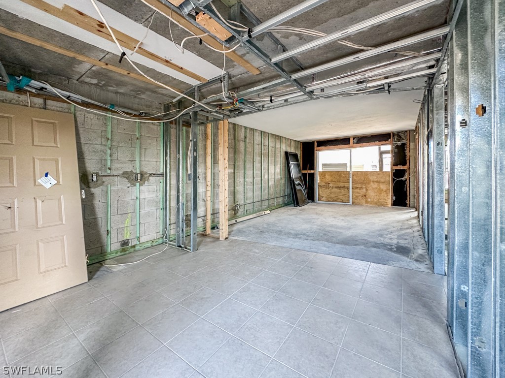 16007 Davis Road, Unit 211 Fort Myers, FL 33908 - Photo 24 of 32 Gallery Image 24