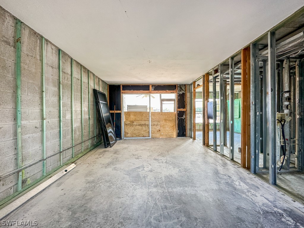 16007 Davis Road, Unit 211 Fort Myers, FL 33908 - Photo 26 of 32 Gallery Image 26