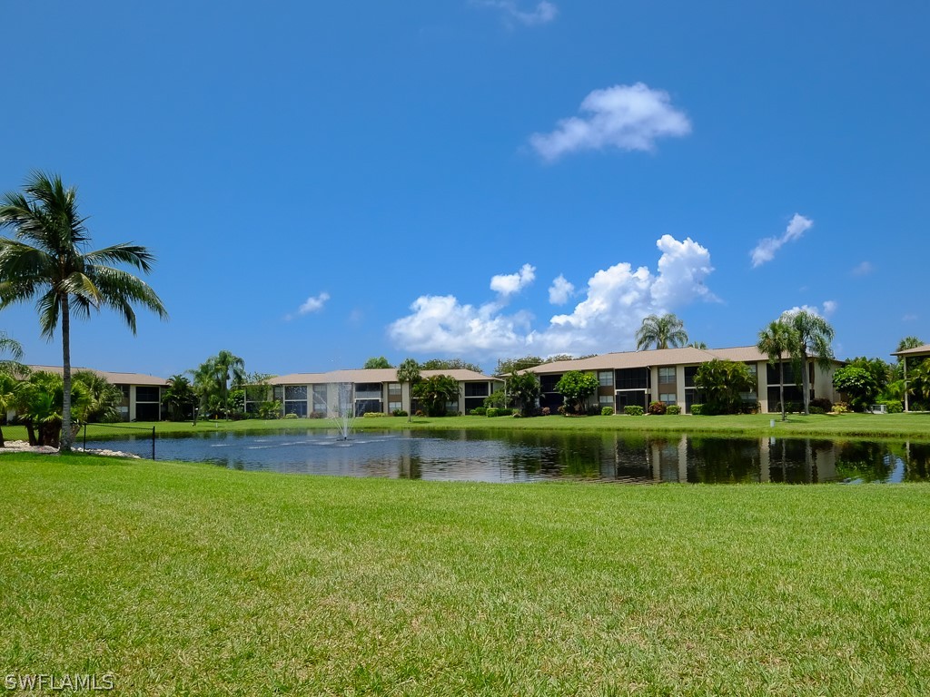 16007 Davis Road, Unit 211 Fort Myers, FL 33908 - Photo 4 of 32 Gallery Image 4