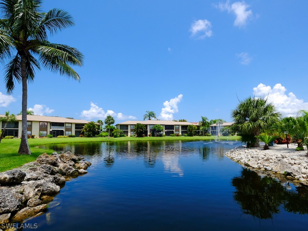16007 Davis Road, Unit 211 Fort Myers, FL 33908 - Photo 5 of 32 Gallery Image 5